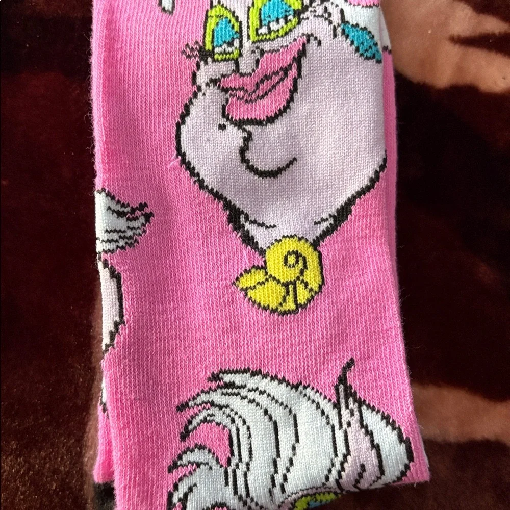 Disney Tinkerbell & Ursula - Picture 2 of 7